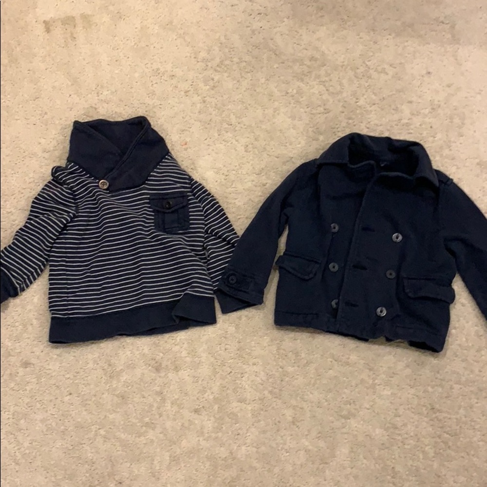 Two baby gap  size 3 T sweatshirts